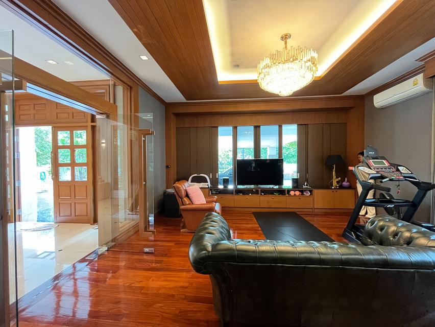 ขายบ้านเดี่ยว 2 ชั้น หมู่บ้านพร้อมพันธุ์ พาร์ค สวนหลวง ร.9 ขนาดที่ดิน 189.9 ตร.ว. พื้นที่ใช้สอย 780 ตร.ม. 11