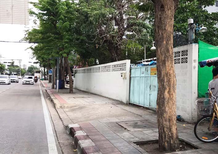 L-152 : ที่แปลงมุม 125 ตร.วา ถนนเมน ปากซอยสังคมสงเคราะห์ 1 (ลาดพร้าว 71) วังทองหลาง 7