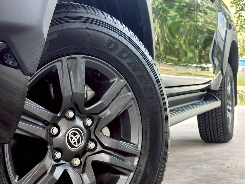 ขาย Toyota Revo 2.4Prerunner ปี24 17
