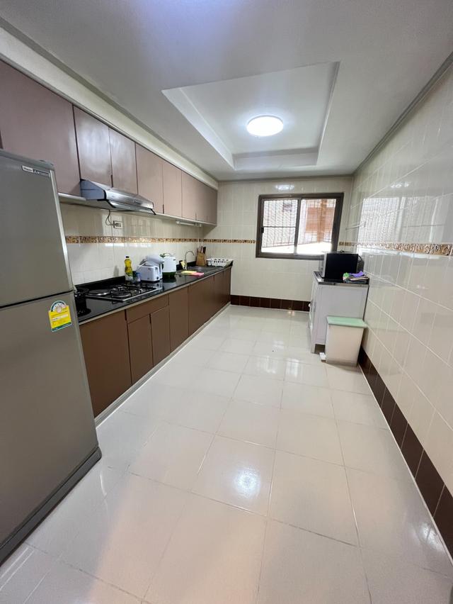 ให้เช่า คอนโด ห้องพัก อพาร์ทเมนท์ ซ.สุขุมวิท 39 ขนาด 280 ตร.ม. 8