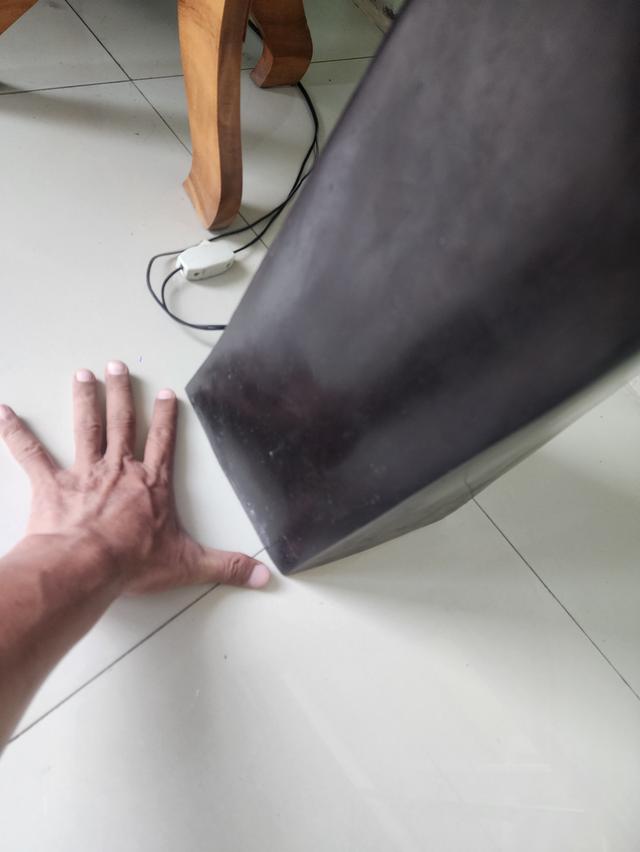 โคมไฟตั้งพื้น ทำจากเหล็กทั้งแท่ง มือสอง เก่าเก็บ รูปที่ 5