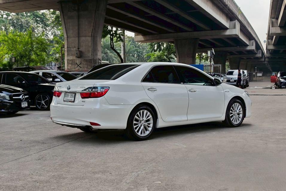 Toyota Camry 2.5 HYBRID ปี 2016  4