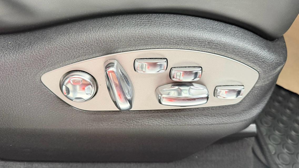 Porsche Macan 2024 สีดำ Milage 12,XXX KM. ออฟชั่นล้นที่สุด สภาพเหมือนใหม่ทุกประการ รูปที่ 8