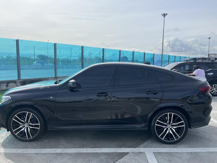 BMW X6 40i  2