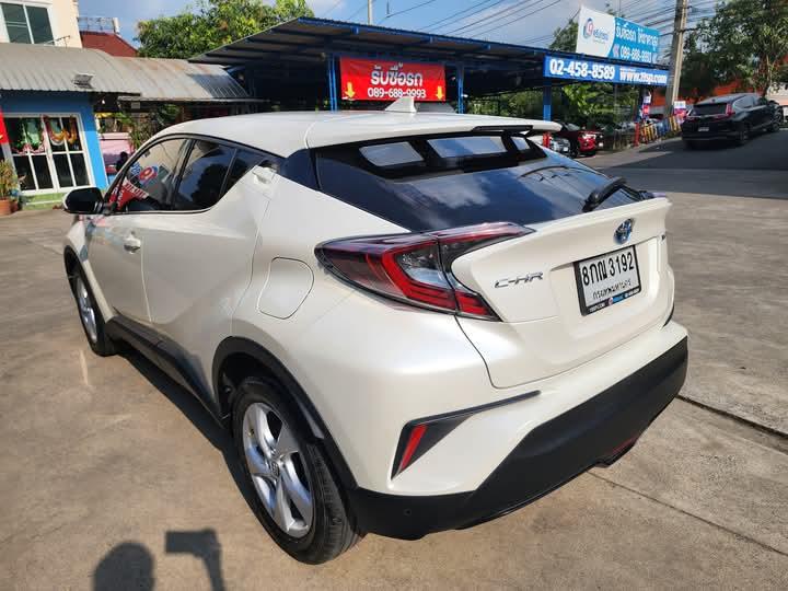 ปล่อยขายด่วน Toyota CHR 2