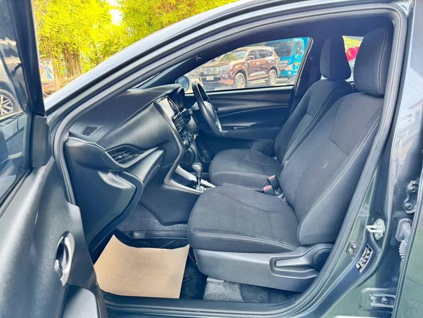 #TOYOTA YARIS รุ่น SPORT เครื่อง1.2cc. เกียร์AUTO ปี 2024 #รถมือเดียวป้ายเเดงไมล์แท้100%คะ วิ่งมาน้อยมากๆๆคะ10;xxxกว่ากิโลคะ #ฟรีดาวน์0บาท  10