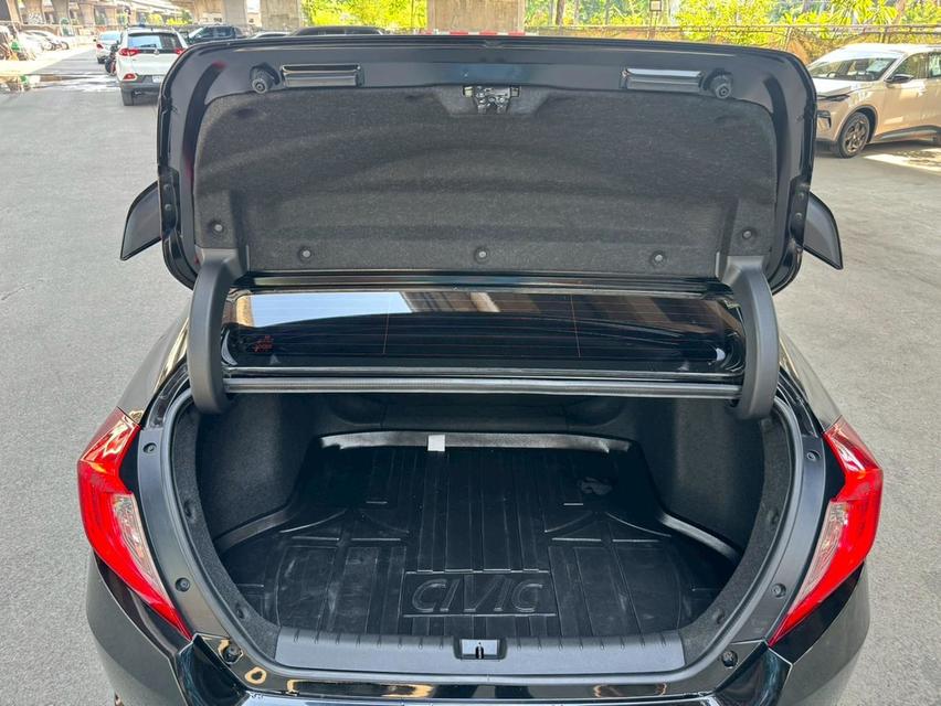 รถสวย มือเดียว ป้ายแดง 🚗 Honda CIVIC 1.5 TURBO RS AT ปี 2016 รูปที่ 19