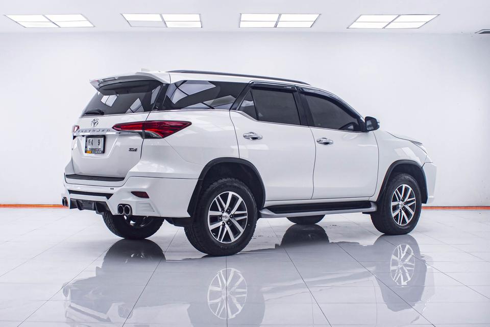 รหัสรถ 1D578 FORTUNER 2.8 V 4WD 2019 3