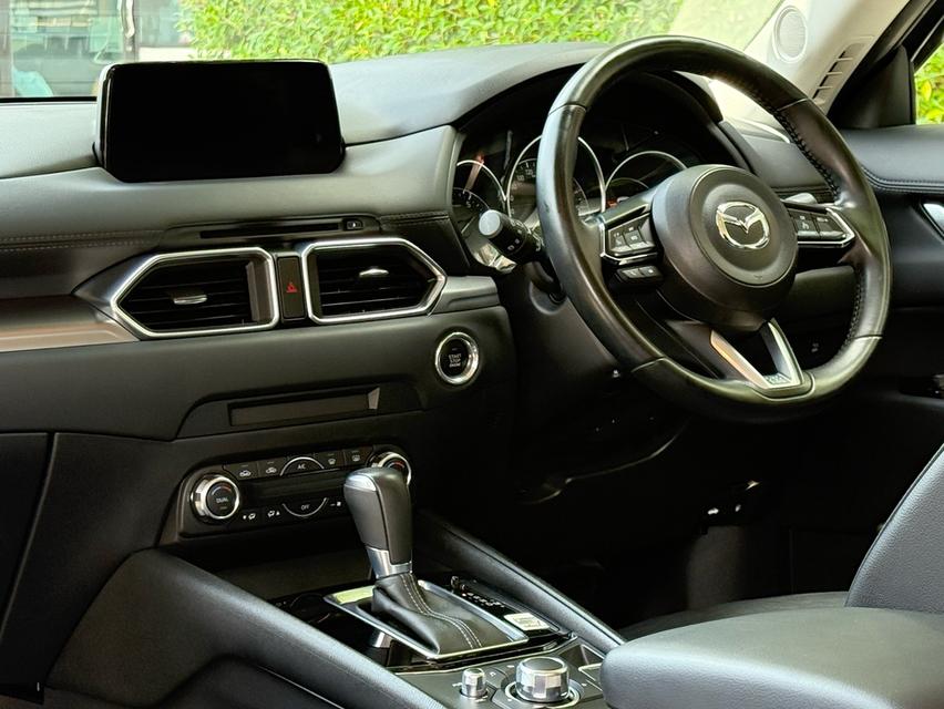 2019 MAZDA CX5 2.0 รถมือเดียวออกป้ายแดง รถวิ่งน้อย เข้าศูนย์ตรงระยะ รถไม่เคยมีอุบัติเหตุครับ 12