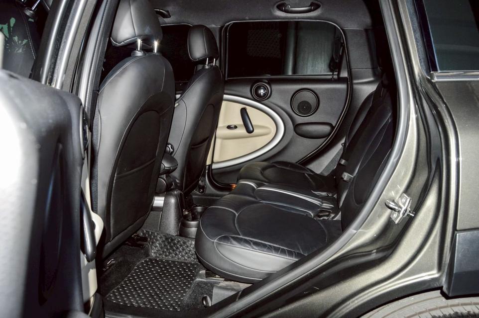 Mini Cooper D Look2 Countryman (R60) ปี 2014 ราคา 499,000 บาท รูปที่ 16