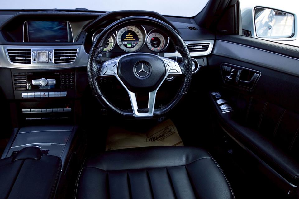 ขยับมาขับเบนซ์ในราคาสุดคุ้ม! Mercedes-Benz E300 BlueTEC Hybrid W212 AT 2016 ✨ รูปที่ 12