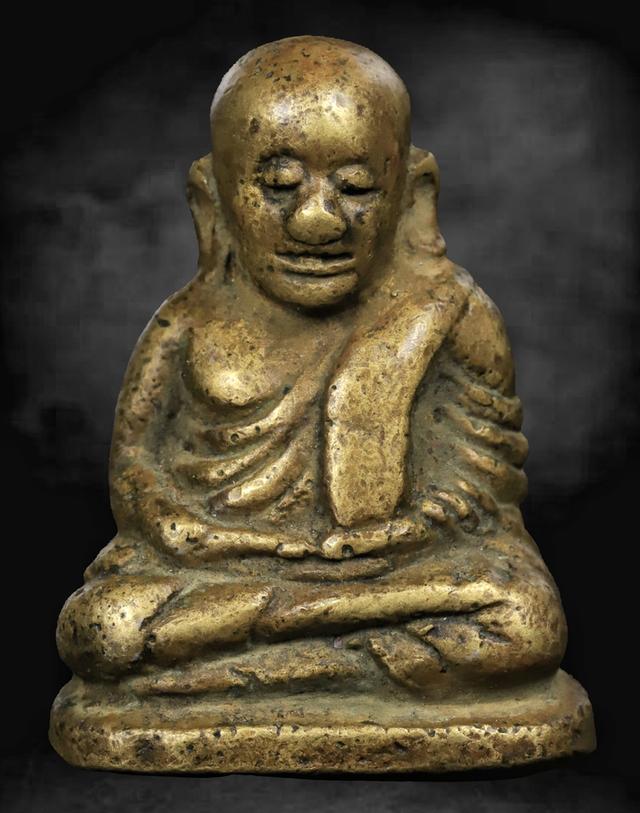 รูปหล่อ หลวงพ่อเงินพิมพ์นิยม หูช้าง