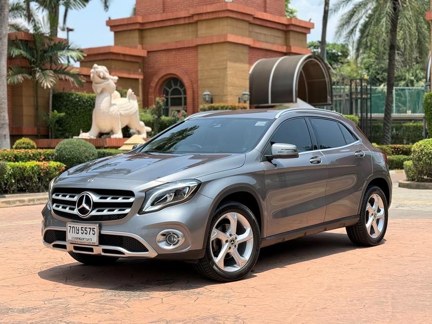 รหัสรถ PJP5575 2018 MERCEDES-BENZ GLA200 Urban