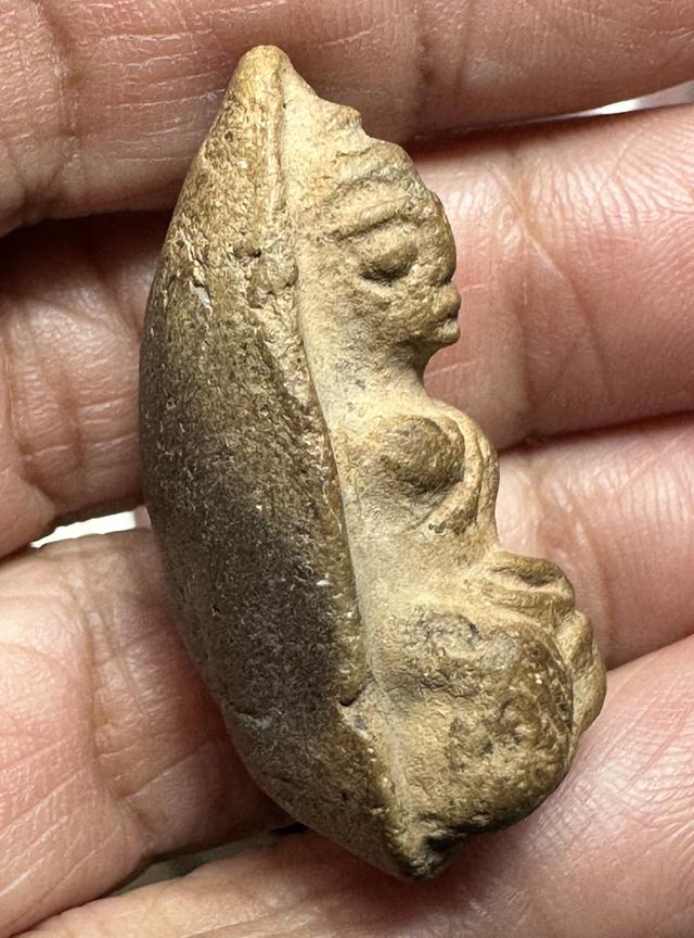 พระเนื้อดิน พระถำ้เสือ