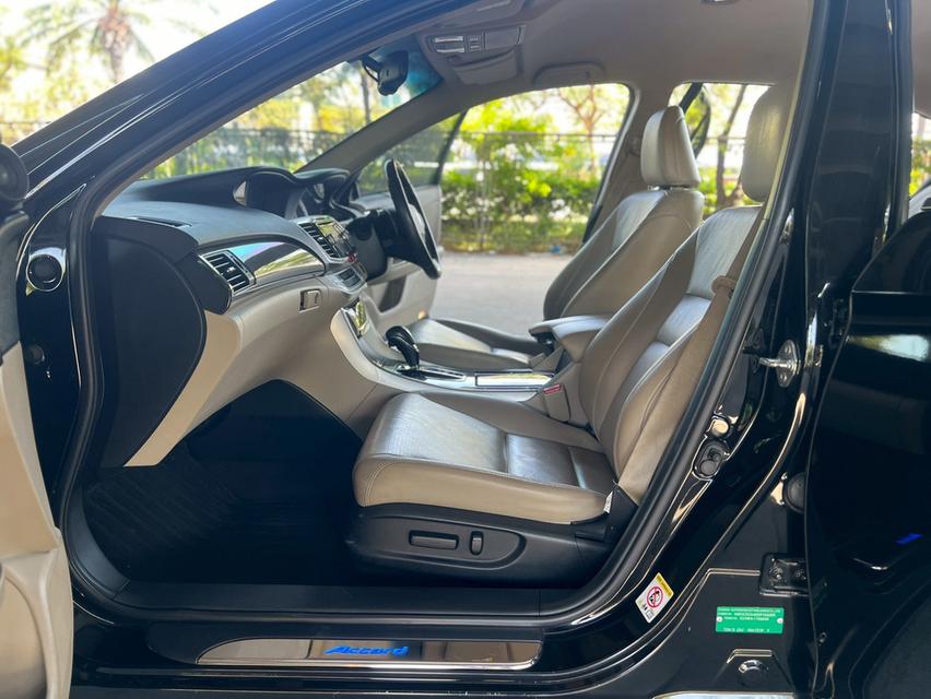 ðĨāļāļĢāļĩāļāļēāļ§āļāđ āļĢāļāļŠāļ§āļĒ āļāļĢāđāļāļĄāđāļāđ Honda Accord 2.4 EL AT āļāļĩ 2014 18