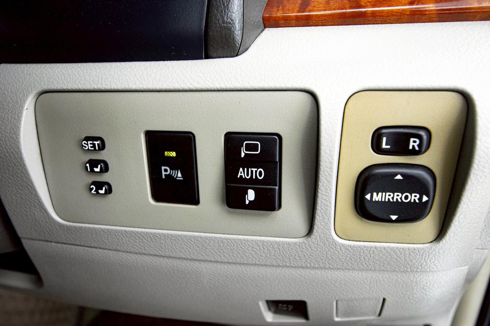  TOYOTA CAMRY 2.4 HYBRID 2011  13