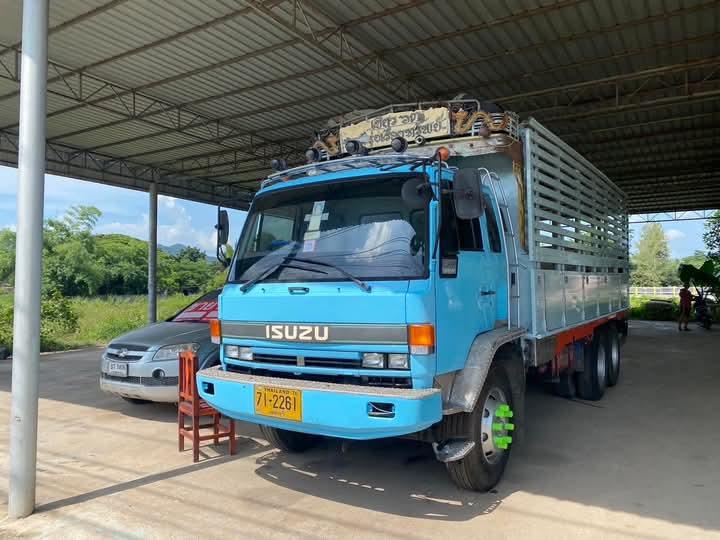 ขายรถ 10 ล้อไม่ดั้ม ISUZU FVM195