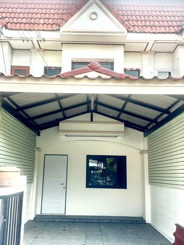 ขายทาวน์เฮ้าส์ 2 ชั้น หมู่บ้านอู่ทองวิลเลจ สุขาภิบาล 5 รีโนเวทใหม่ 2 ห้องนอน พร้อมอยู่ ฟรี! แอร์ 2ตัว โทร 081-4326587 1