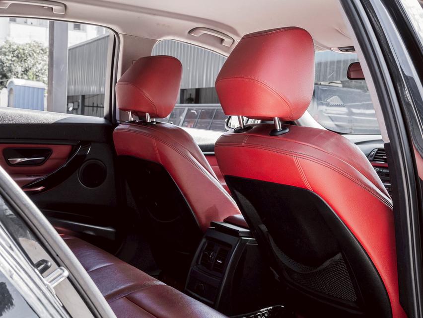 รหัสรถ 67GG3048 🔥 BMW 320d M Sport ปี 2014 (F30) 🔥 รูปย่อยที่ 3