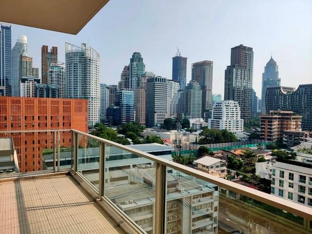 185 Rajadamri for Rent *Corner Unit with Spacious Balcony & Panoramic Park View 1
