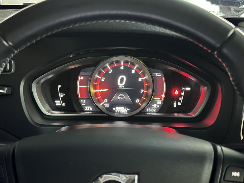 Volvo V40 T4 2.0 Turbo 2017 รูปที่ 4