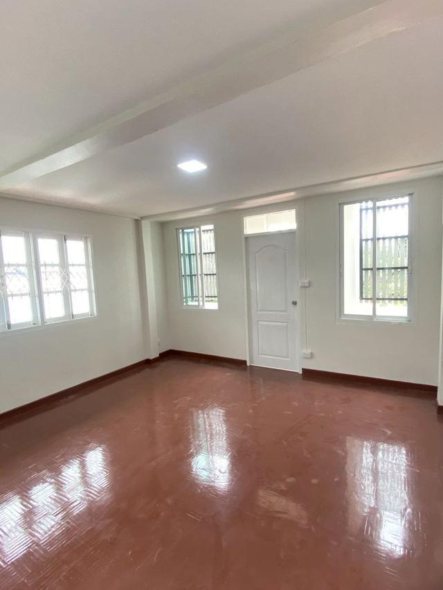 ขาย ทาวน์เฮาส์ 2 ชั้น หมู่บ้านวงศกร 1 ซอยหทัยราษฎร์ 2(หทัยราษฎร์85) ตำบลลาดสวาย อำเภอลำลูกกา จังหวัดปทุมธานี 10