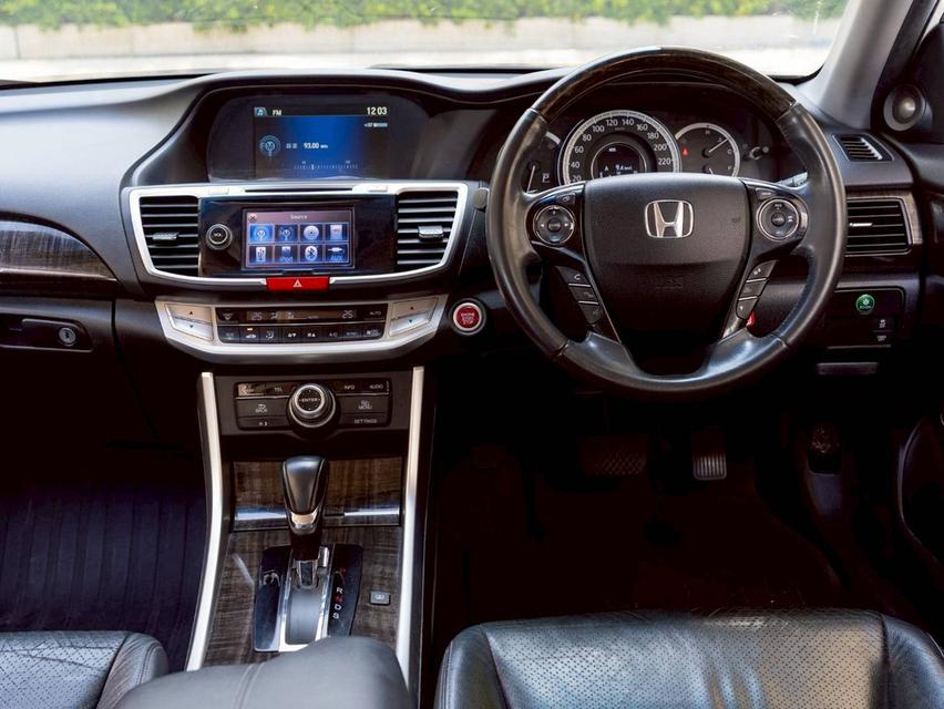 Honda Accord 2.4 Tech ปีจด 2014  ประกันเครื่องเกียร์3ปี / 30,000 km. รูปที่ 6