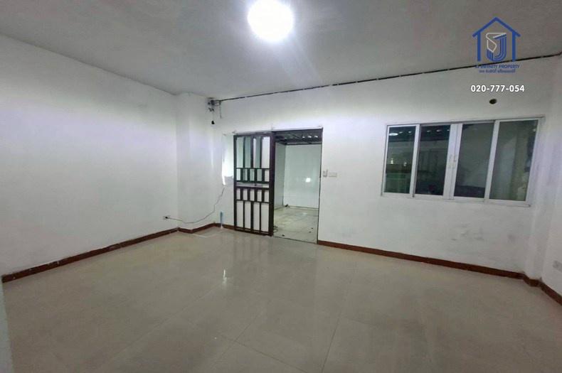 ขายทาวน์โฮม 3 ชั้น หมู่บ้านรมัณยา พระราม5 ถนนนครอินทร์ ใกล้ทางด่วนศรีรัช 10