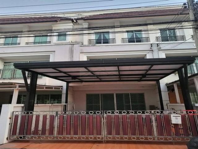 PB5610 ให้เช่าทาวน์โฮม 3 ชั้น หมู่บ้านกลางเมือง เออร์บาเนี่ยน พระราม9-วงแหวน ถนนกรุงเทพกรีฑา 