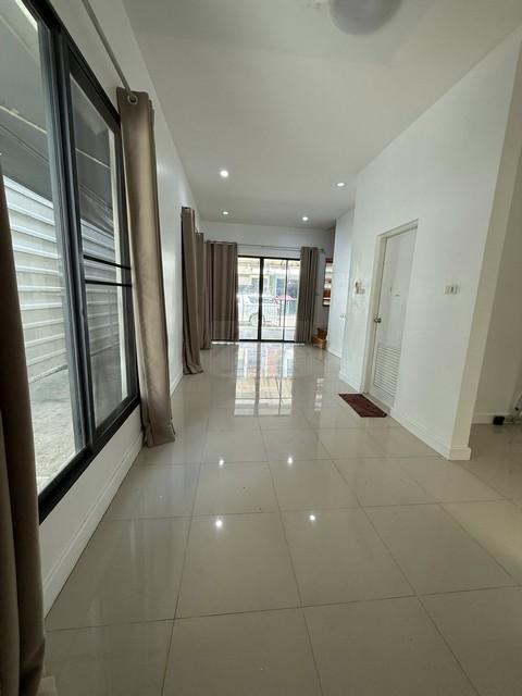 ให้เช่าทาวน์โฮม 3 ชั้นหลังริม 3 ห้องนอน หมู่บ้านซิกเนเจอร์วัชรพล ติดเพลินนารี่ มอลล์ ใกล้ตลาดถนอมมิตร 3