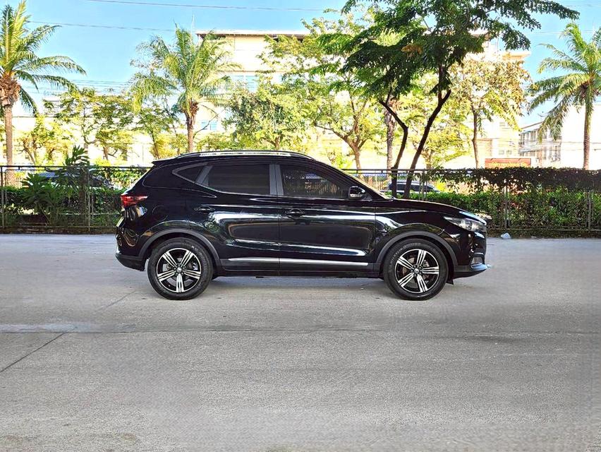 ขายรถ MG ZS 1.5X+ sunroof ปี 2019 สีดำ เกียร์ออโต้ 8