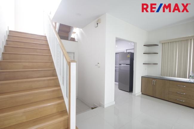 บ้านเดี่ยวภัสสรเพรสทีจเพชรเกษม ปิ่นเกล้า สาย4 บ้านใหม่ไม่เคยอยู่ ตกแต่งพร้อมเฟอร์ แอร์ สวนกว้าง 61.9วา ขายขาดทุน ต่อรองได้ 8