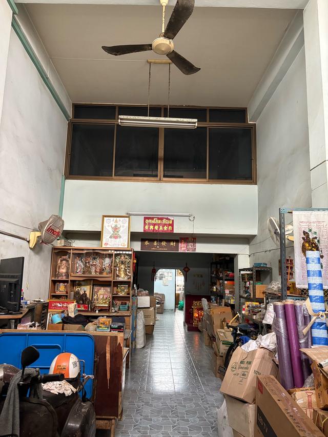 บ้านอาคารพาณิชย์ 4.5 ชั้น รวมดาดฟ้า 2