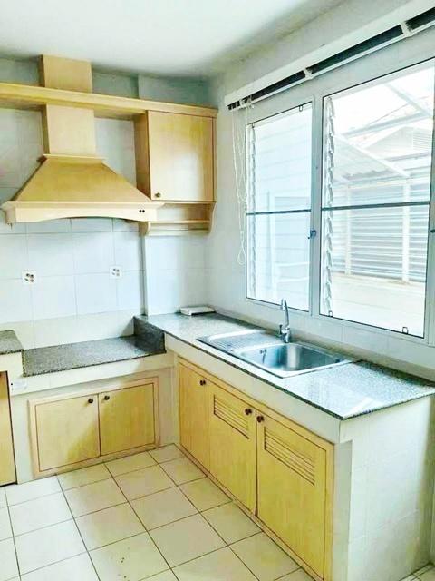 สุวรรณภูมิ กิ่งแก้ว29-33 ให้เช่าคฤหาสน์ หรู 3-4นอน รพ.จุฬารัตน์ 9 1.6กม. นันทวัน 3 น้ำ 70 ตร.วา. 278 ตร.ม. BTS บางนา 4.9 6