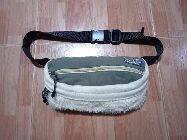 GYM MASTER กป.คาดเอวงานญี่ปุ่น เนื้อผ้าไนล่อนผสม มีสองช่องซิปหลัก สภาพดี ไม่มีตำหนิเปื้อนขาด