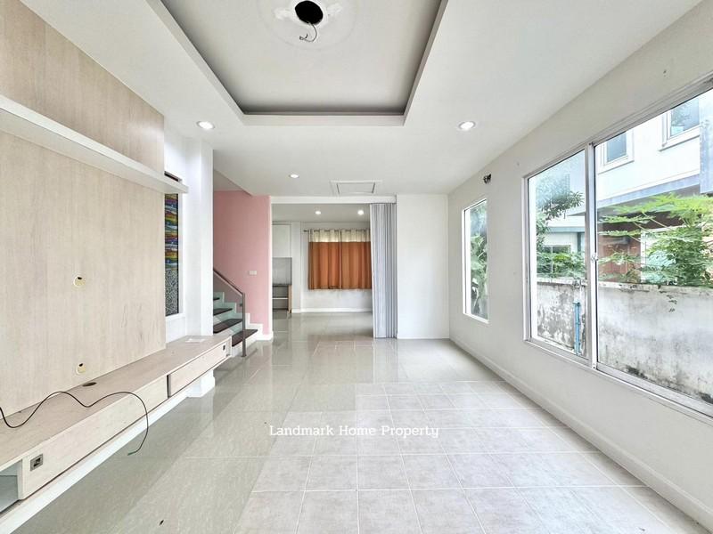 LM25-0155 ขายบ้านแฝด ชวนชมพาร์ค3 บางกรวย ไทรน้อย พื้นที่ 40.8 ตรว 3 นอน 2 น้ำ ใกล้โลตัส ไทรน้อย 3