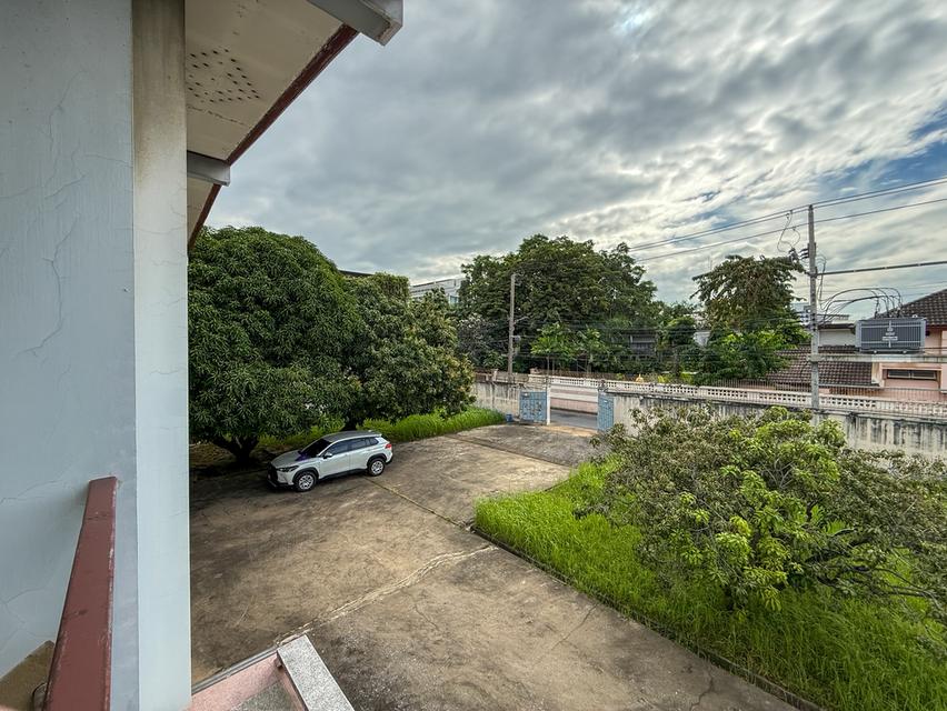 ให้เช่าที่ดินพร้อมสิ่งปลูกสร้าง 658 ตรว ,ติดถนนสาธุประดิษฐ์ เหมาะแก่การพักอาศัย และร้านคาเฟ่ ,ร้านอาหาร 10