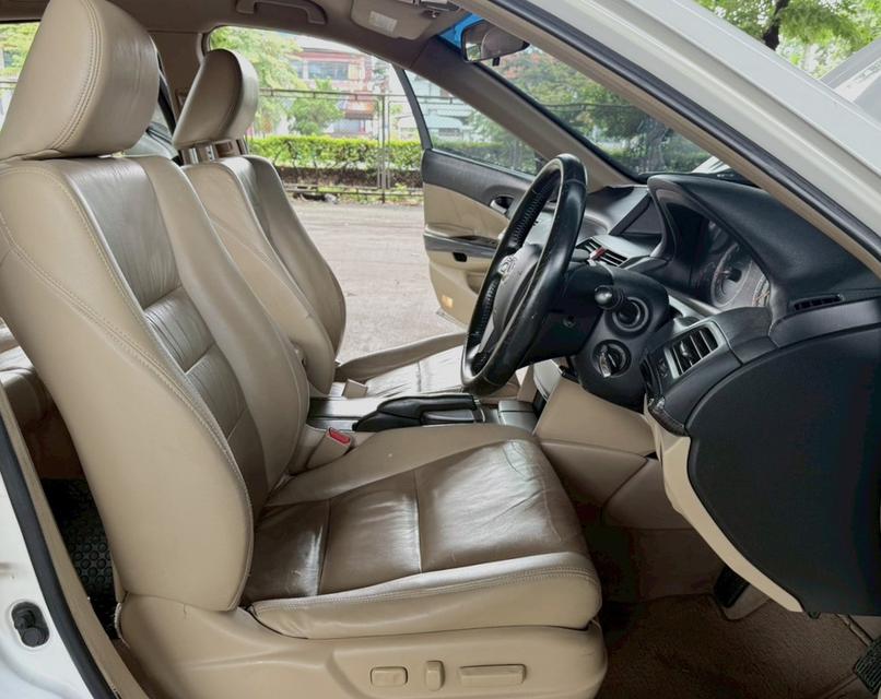 Honda Accord 2.0 E G8 ปี 2009  6