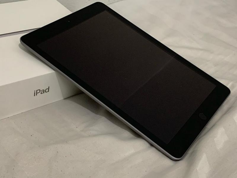 ขาย iPad มือสองสภาพนางฟ้า ราคาดี 2