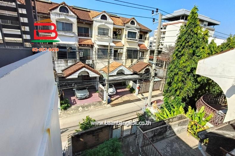 ทาวน์โฮม 2 ชั้นครึ่ง ซอยสุขุมวิท 99 เนื้อที่ 47 ตรว. ใกล้ BTS บางจาก ถนนสุขุมวิท แขวงบางจาก เขตพระโขนง จังหวัดกรุงเทพมหานคร 10