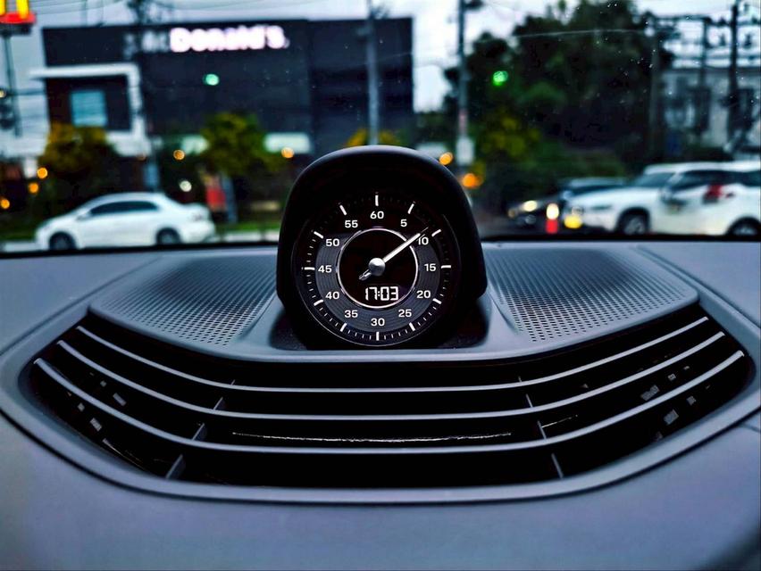 รหัสรถ KPV8255 2021 Porsche Taycan Turbo S 8