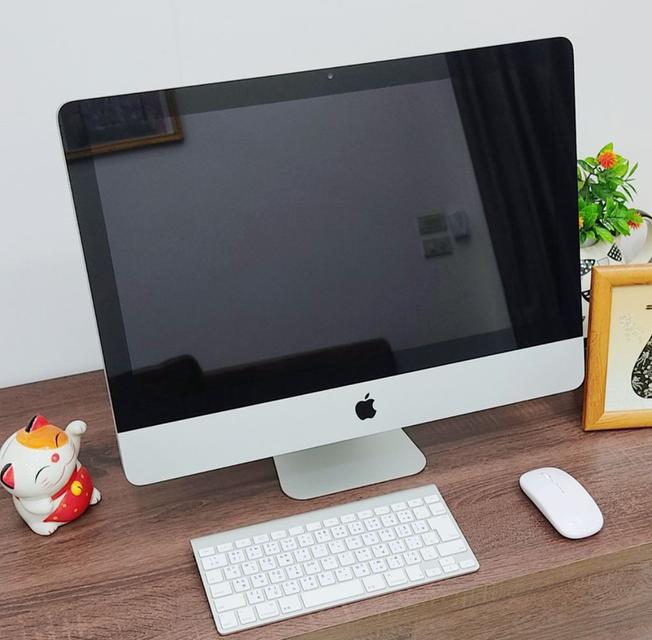 Apple iMac 21.5 inch 