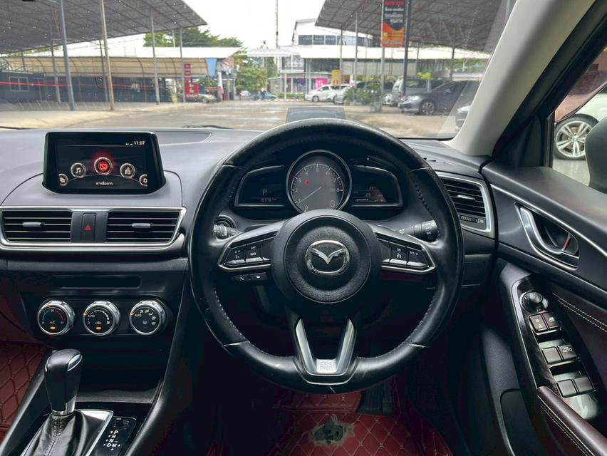 รถเข้าใหม่! Mazda 3 2.0 S Sports Hatchback ปี 2017 15