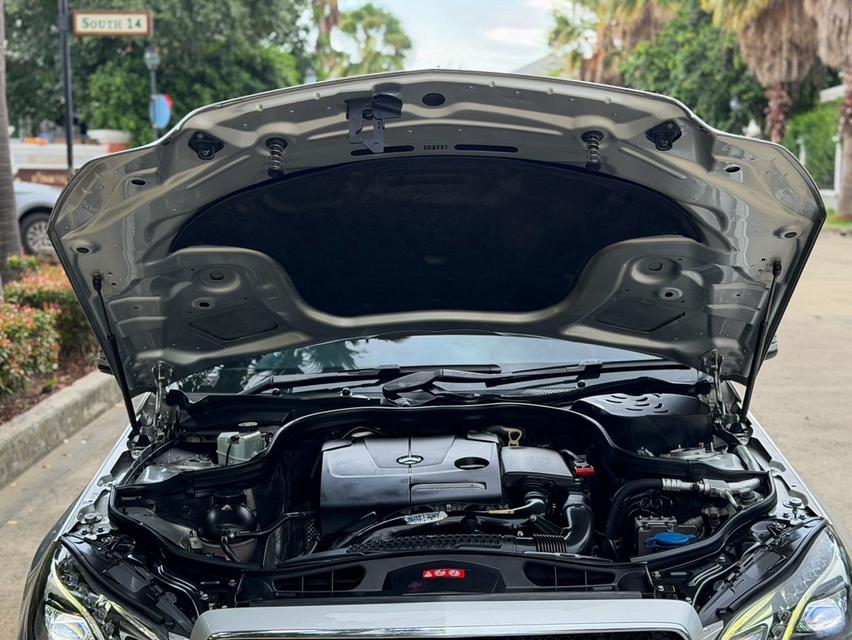 Benz E200 Edition E W212 Facelift ปี 2016 เจ้าของเดียว ใช้งานน้อย เบนซินล้วน หายาก รูปที่ 19