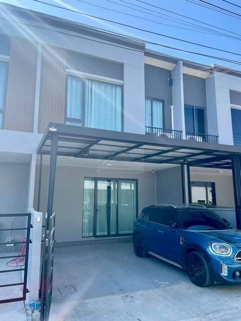 ให้เช่าทาวน์โฮม 2 ชั้น 3 ห้องนอน โครงการ Pleno สุขุมวิท-บางนา 2 เฟอร์พร้อมอยู่ ใกล้เมกะบางนา 1