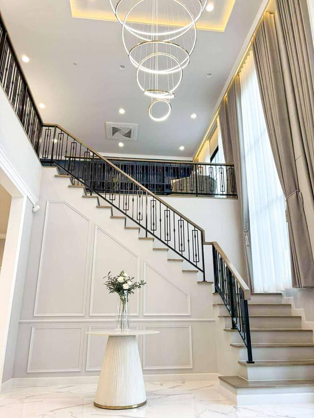 ให้เช่า บ้านเดี่ยวหรู โครงการเศรษฐสิริ บางนา–สุวรรณภูมิ ทำเลดีเยี่ยม ใกล้เมกาบางนา / ทางด่วน / สนามบินสุวรรณภูมิ บ้านใหม่ สภาพดี แต่งครบ พร้อมเข้าอยู่ 8