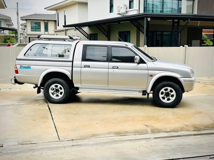 Mitsubishi Strada Grandis สภาพสวย 3