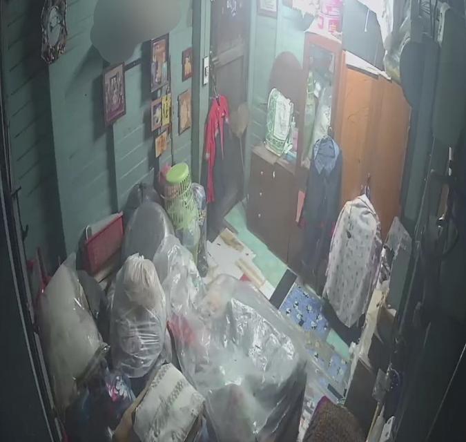 บ้านครึ่งไม้ปูน ซอยอุดมสุข30 ราคาคุยกันไเ้ครับ 6