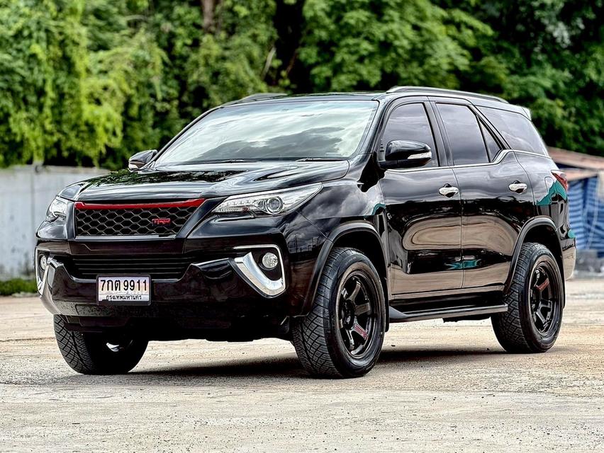Toyota Fortuner 2.8V 4WD 2016
