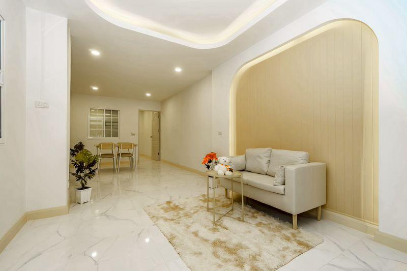 ขาย ทาวน์เฮ้าส์รีโนเวทใหม่เอี่ยม หมู่บ้านบัวทอง 4  2